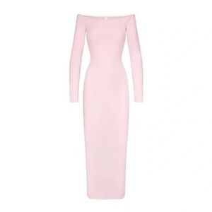Elegant SKIMS On/Off-Shoulder Dress